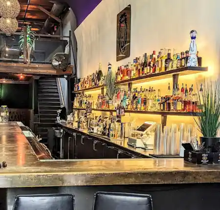 Zanzi Oakland, San Francisco: Latin dance venue