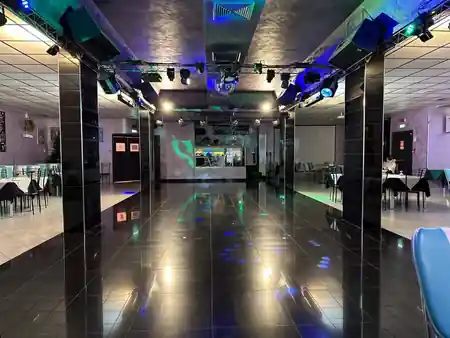 PERUNQUE, Rome: Latin dance venue