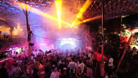 Hatch Bar, Bali: Latin dance venue