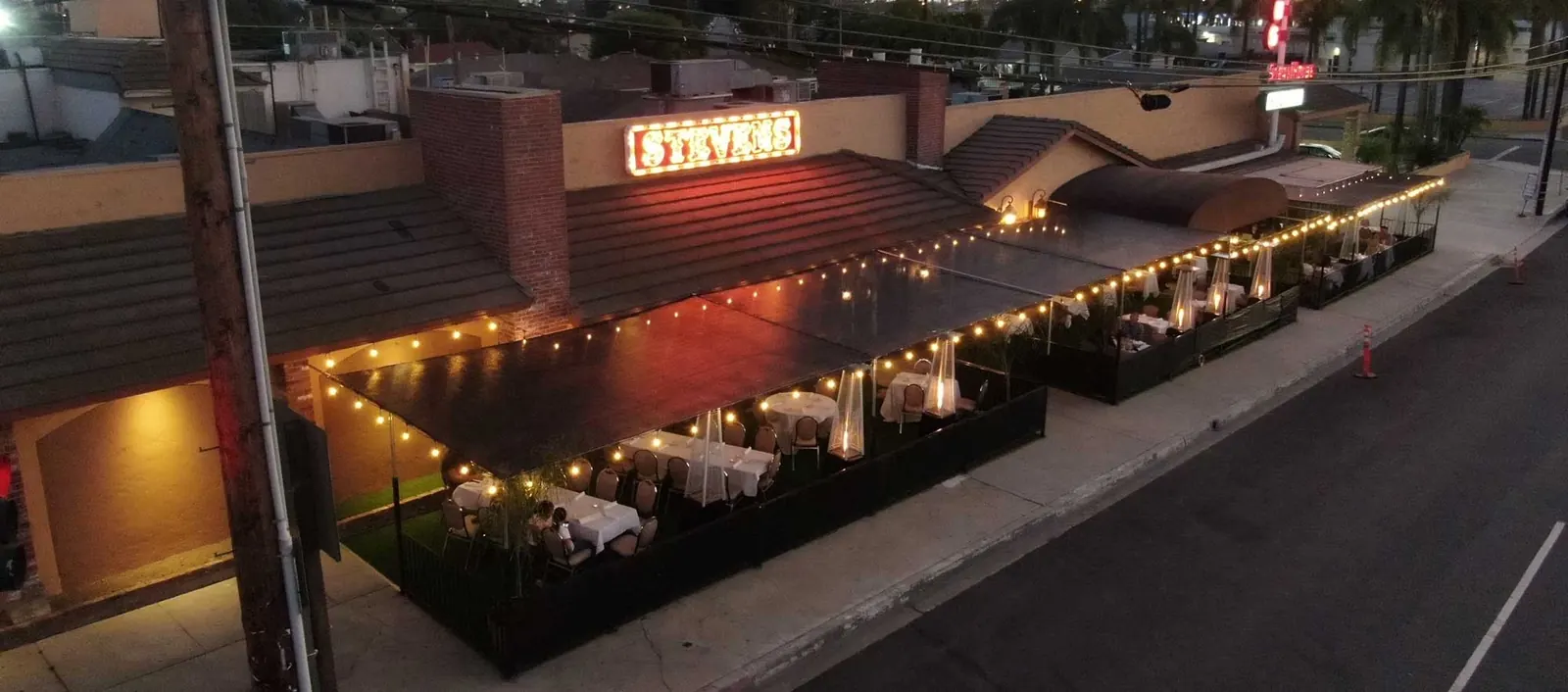 Stevens Steak & Seafood House, dance venue