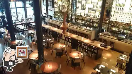 Café Restaurant De Kroon, Amsterdam: Latin dance venue