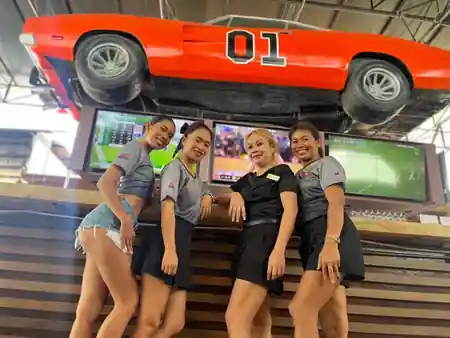 Daisy D's Saloon and Restaurant, Pattaya: Latin dance venue