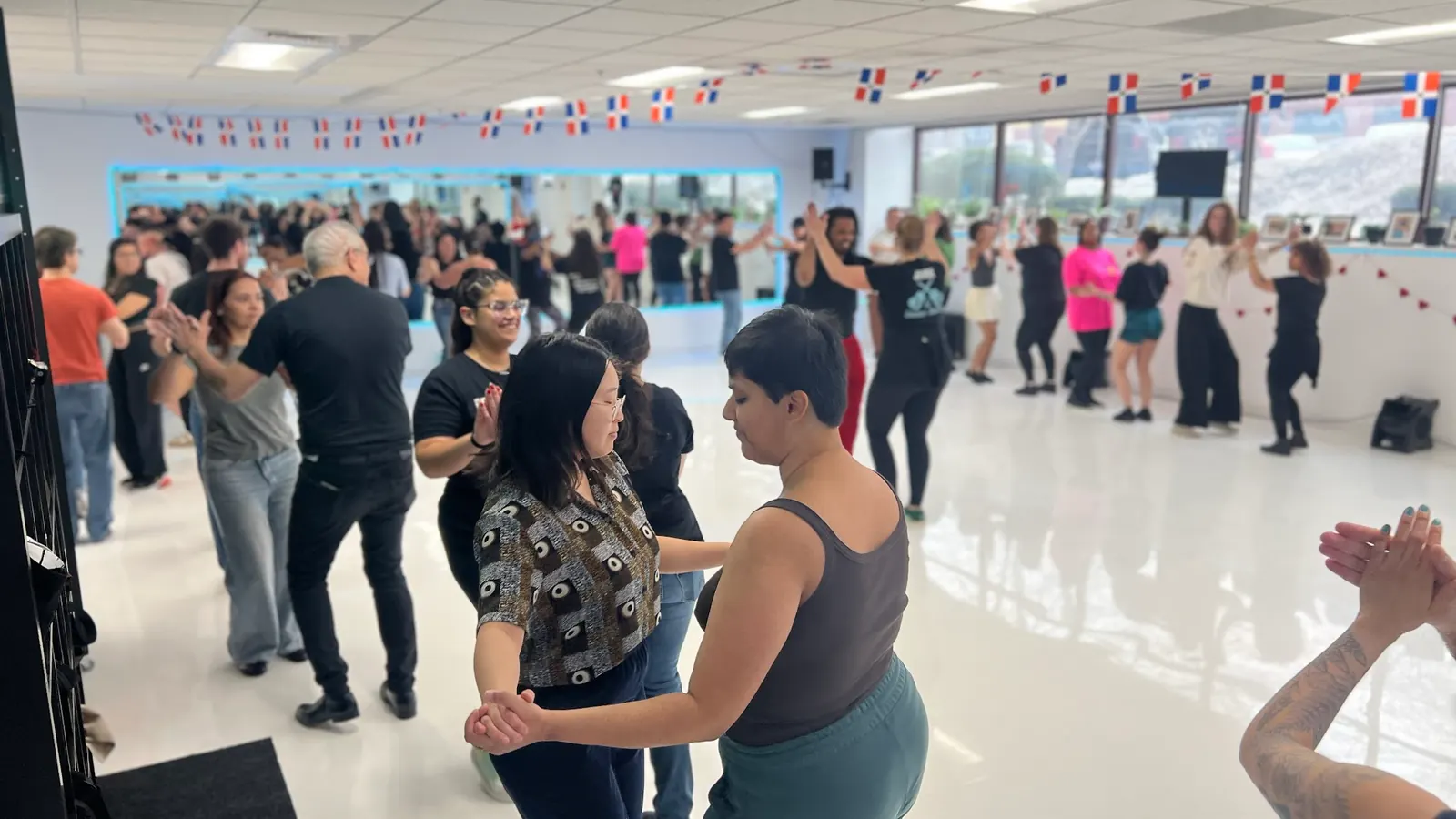 J&L Dance Studio, dance venue