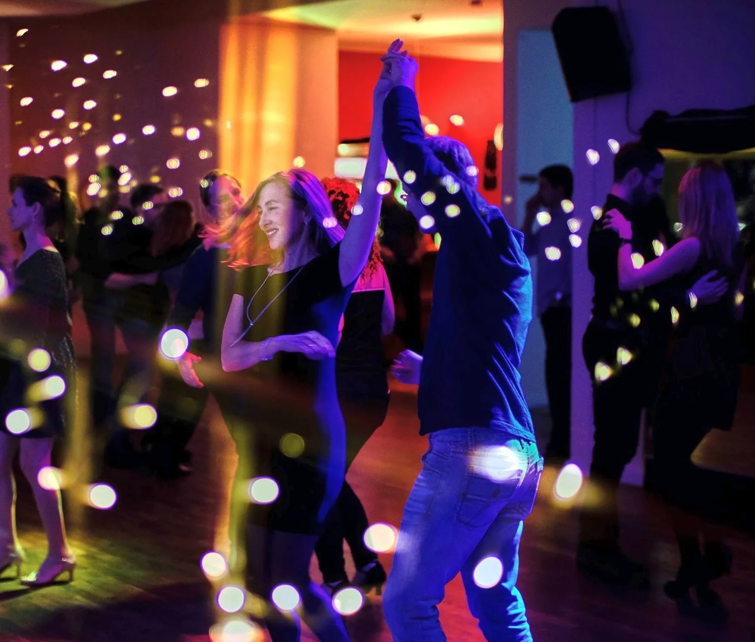 Social dancing at Noche Baileo, Baileo Tanzstudio Leipzig