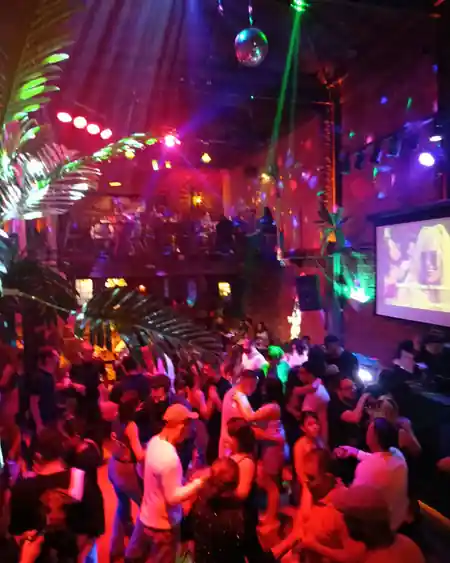 Velho Pietro, Sao Paulo: Latin dance venue