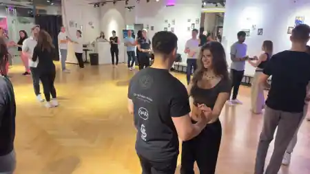 Movida - Bachata und Salsa Danceschool, Frankfurt: Latin dance venue