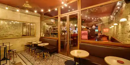 Fire Walk, Bordeaux: Latin dance venue