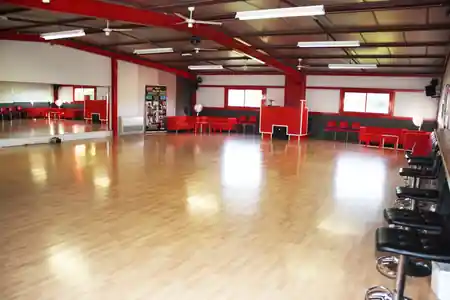Salle Le Temple, Pessac: Latin dance venue