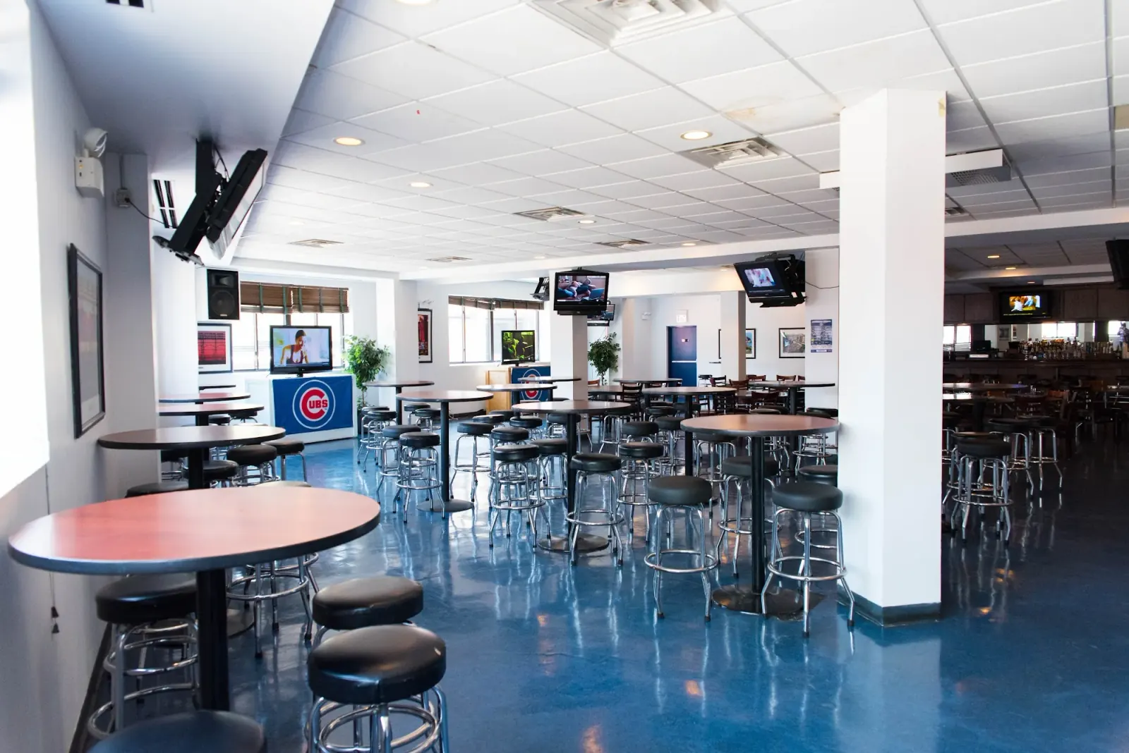 The Cubby Bear, dance venue