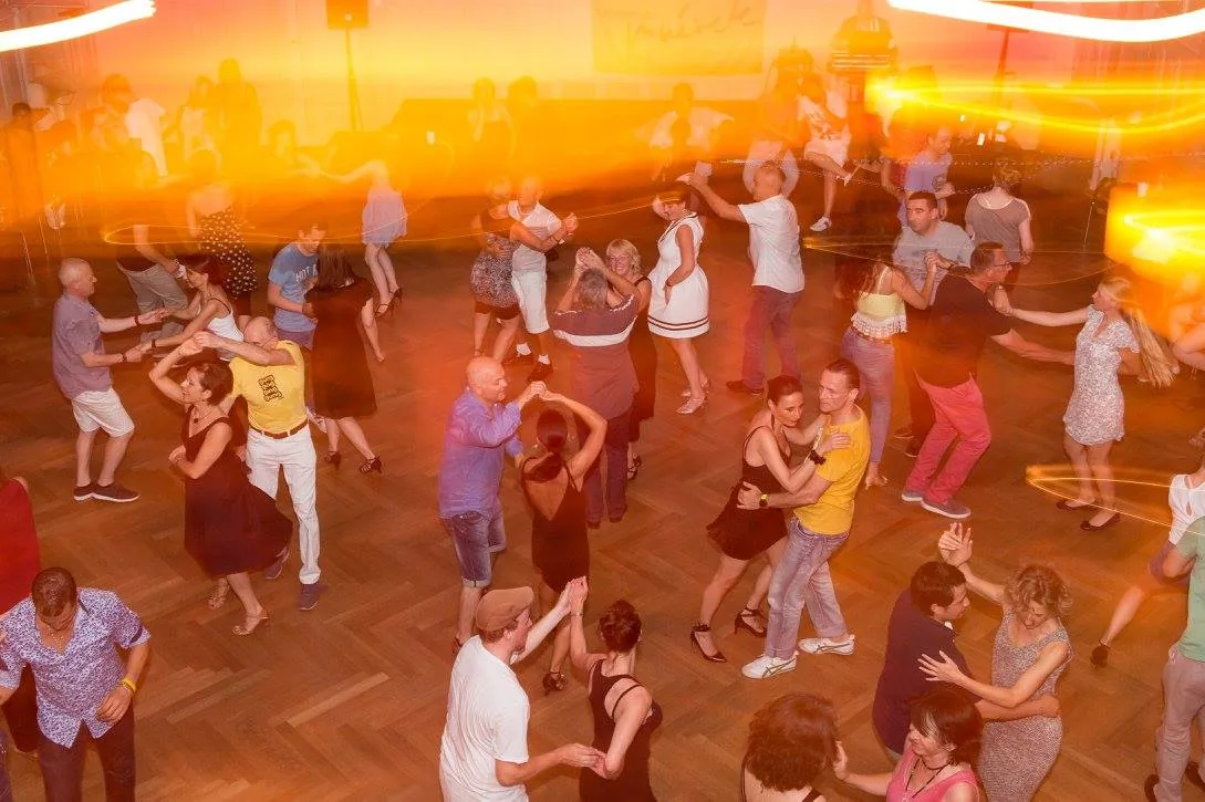 5ème Etage - Salsa dance venue in Bern