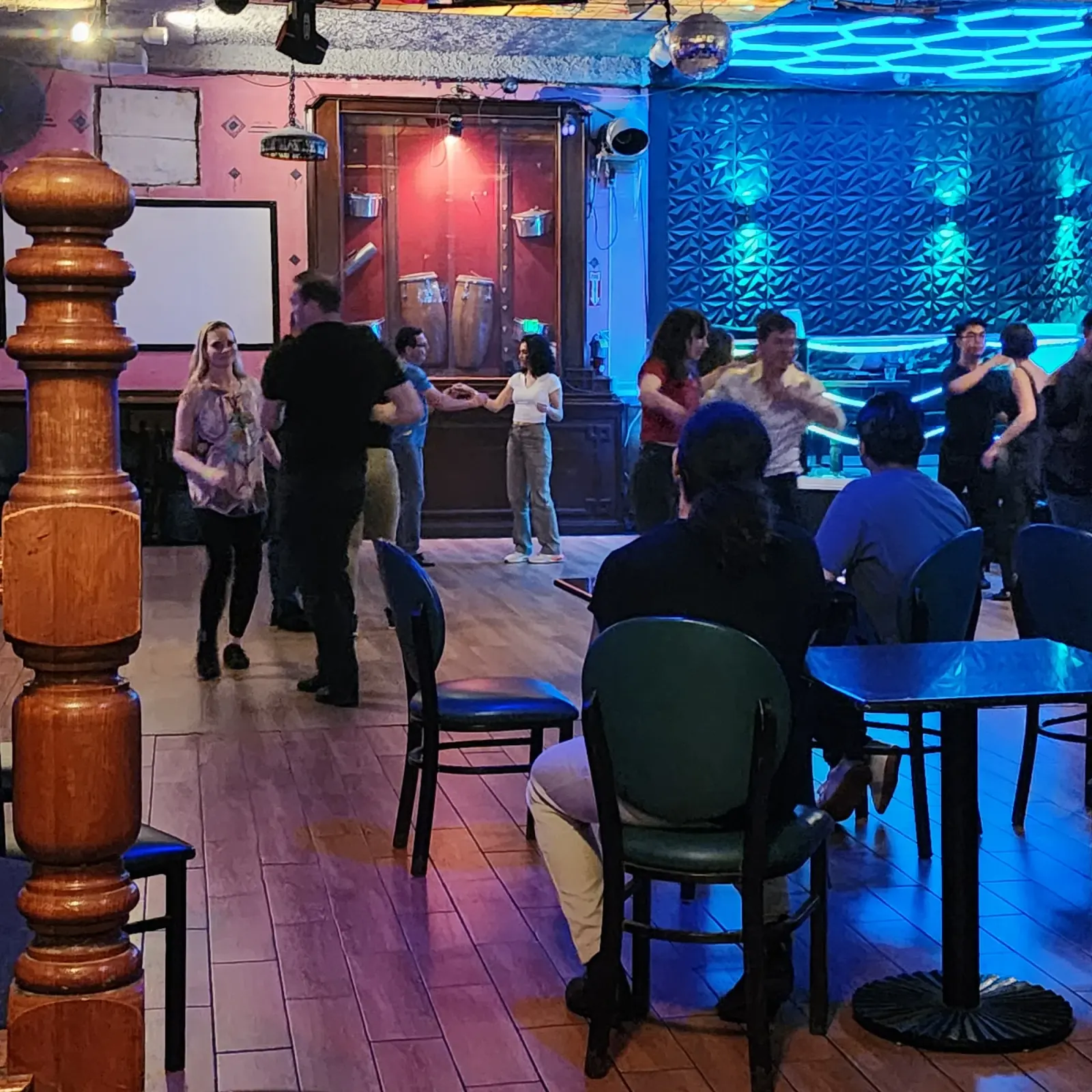 El Valenciano, dance venue in San Francisco