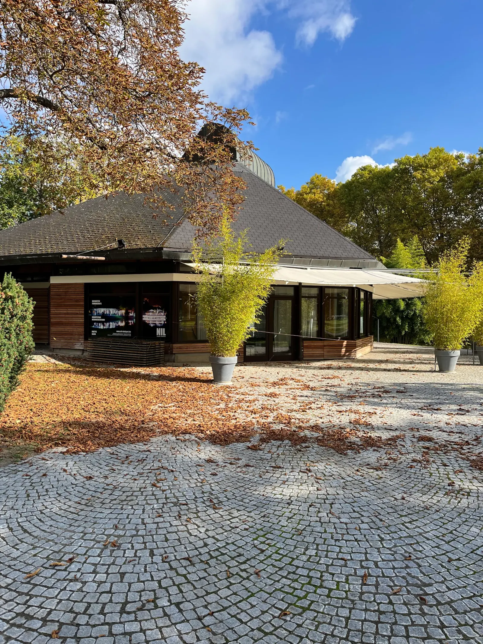 Cafe am See Nil Stuttgart venue exterior at the lakeside