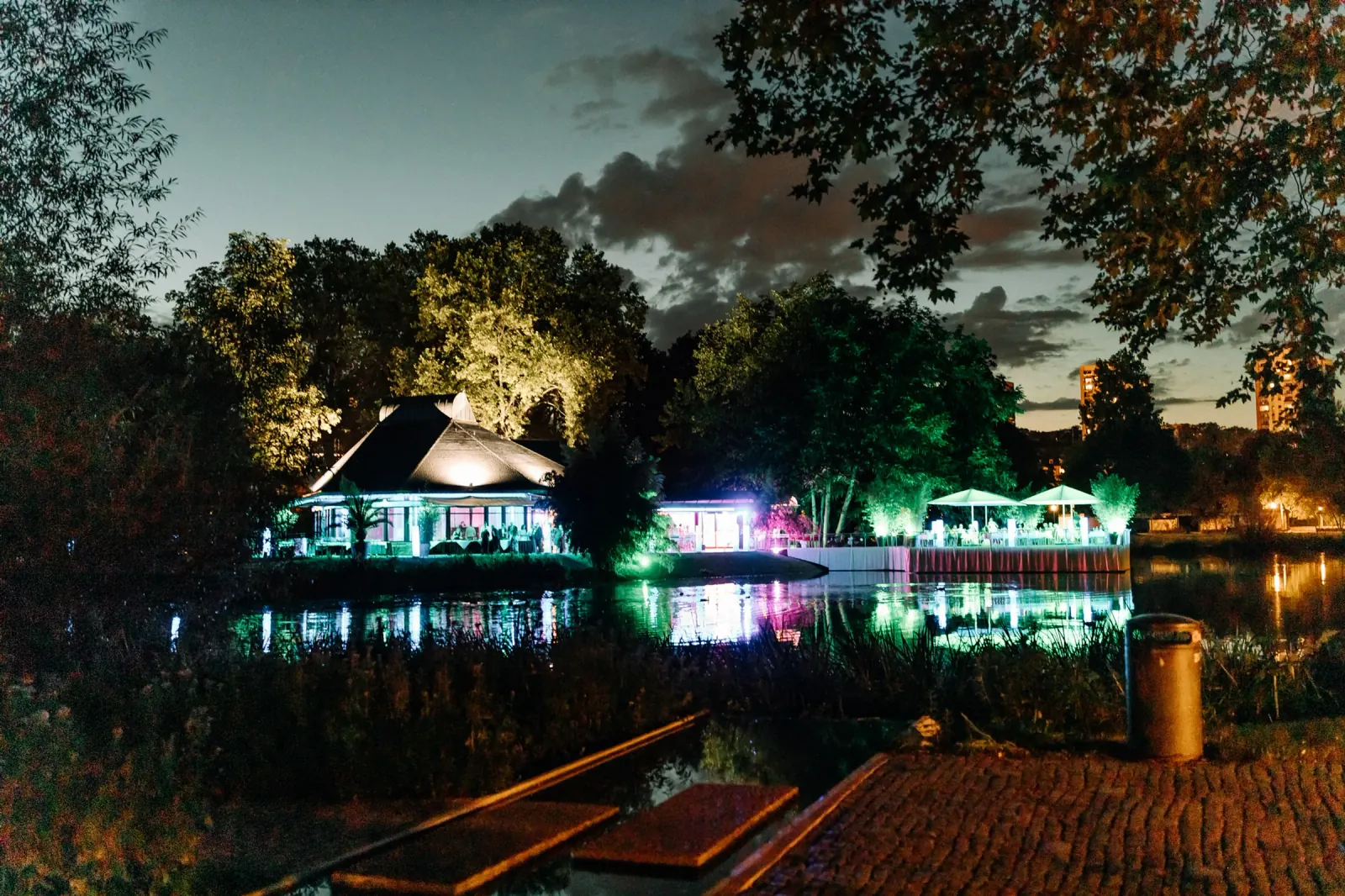 Cafe am See (Nil) lakeside venue in Stuttgart