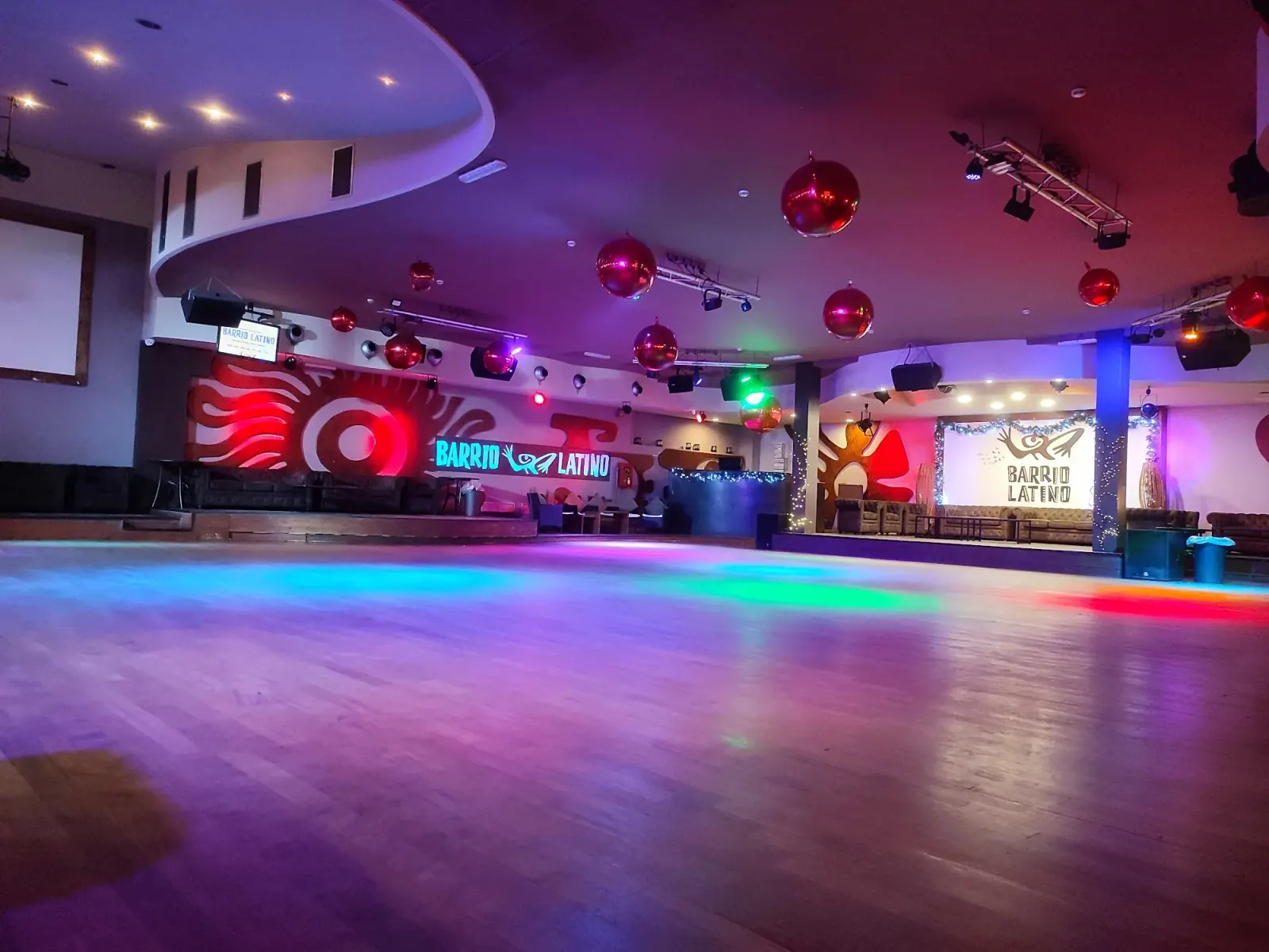 Salsa Nightclub, dance venue