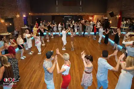 Latin Dance Evolution, Brussels: Latin dance venue
