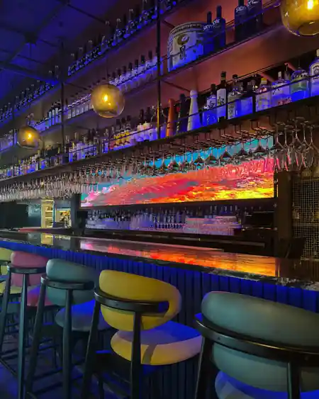 Ostras Lounge & Oyster Bar, Chicago
