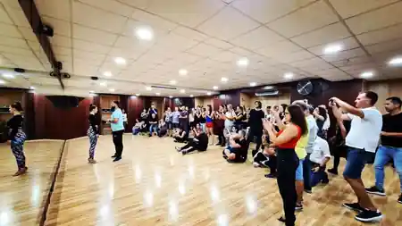 Broadway Dance Center Tancstudio, Budapest: Latin dance venue