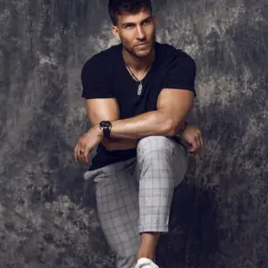 Adrián Verdú, Bachata instructor from Cantabria