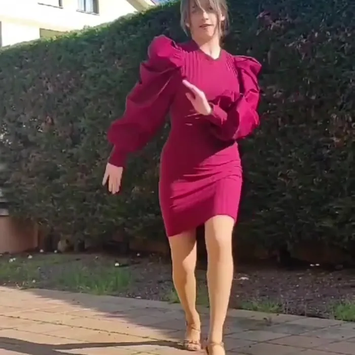 Andrea García Sierra, Salsa dance instructor