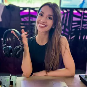 DJ Czequita, Salsa instructor from Prague