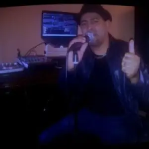 Dj Rene,  instructor