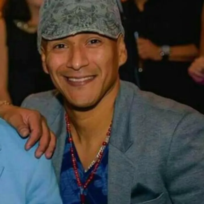 Guille Santa Cruz Reyes, Salsa dance instructor