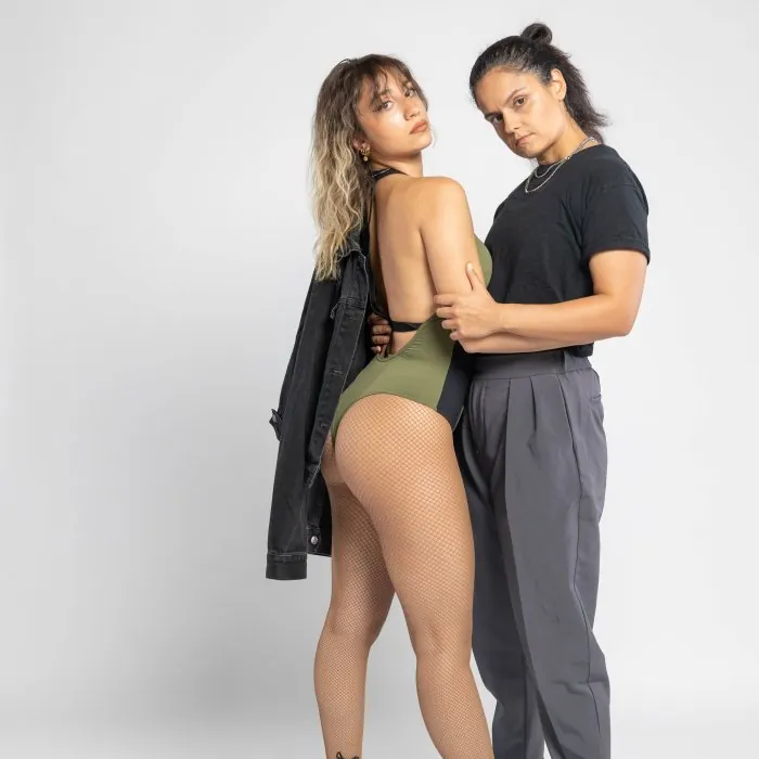 Joanna y Chrysoula, Bachata dance duo from Edinburgh, City of