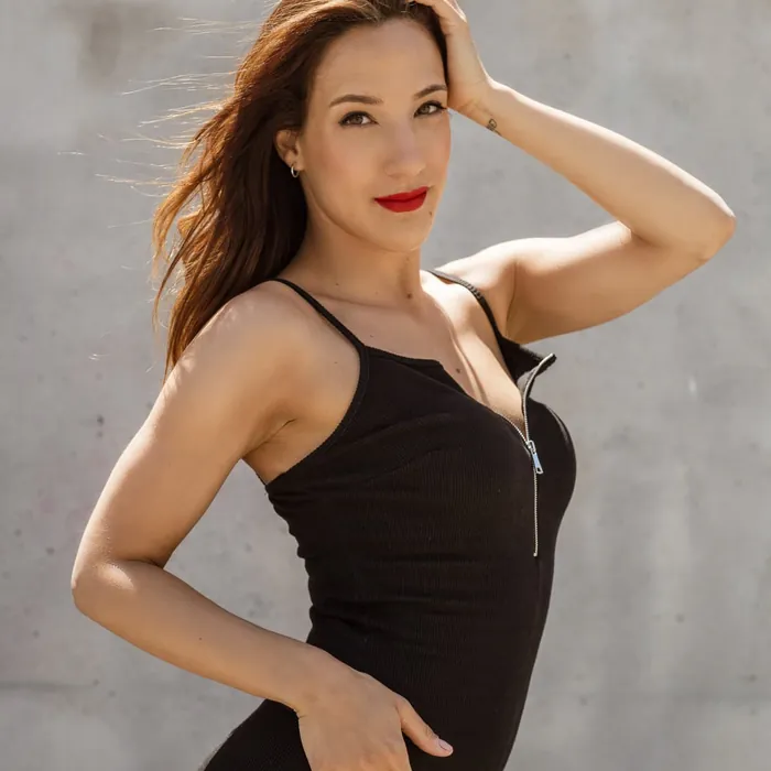 Miriam Toca, Bachata dance instructor