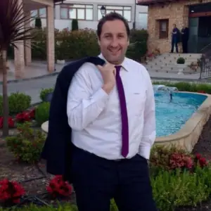 Sebastian Ibarra, Salsa instructor