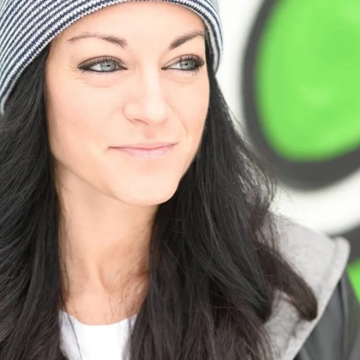 Zoe Mulet,  dance instructor
