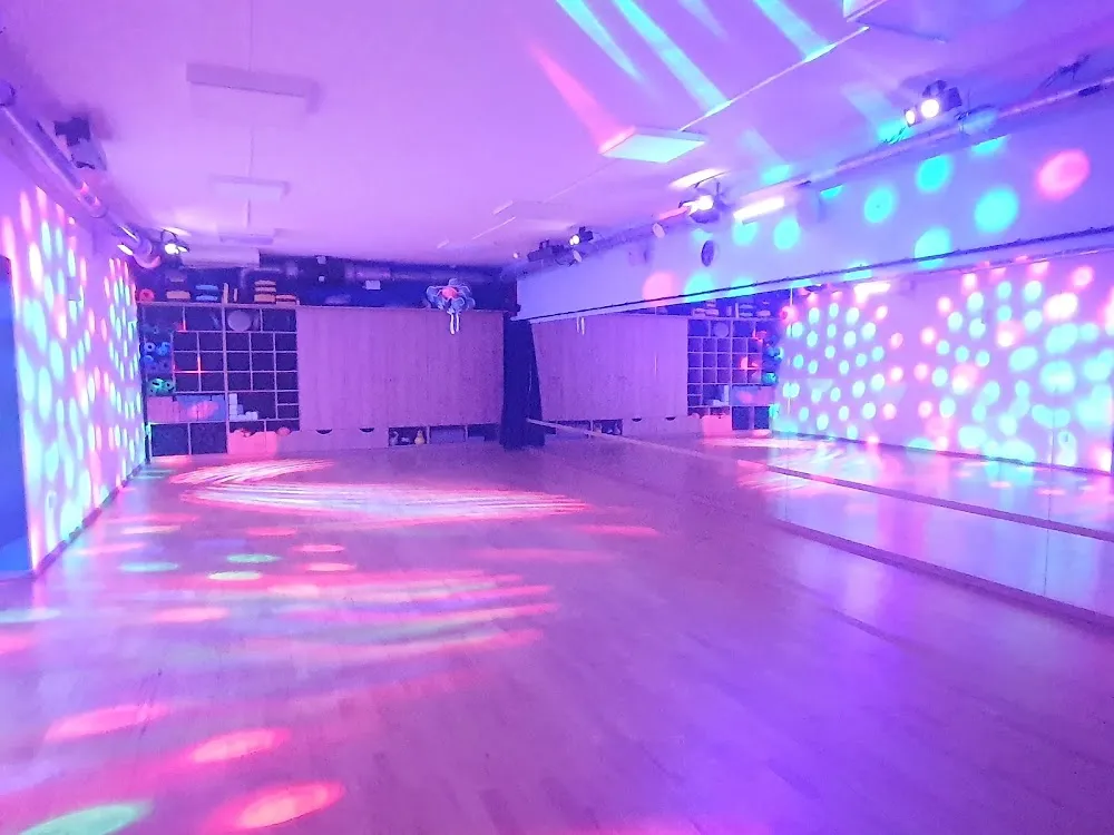 Salsa Club studio