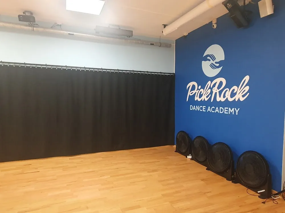 Salsa Club studio
