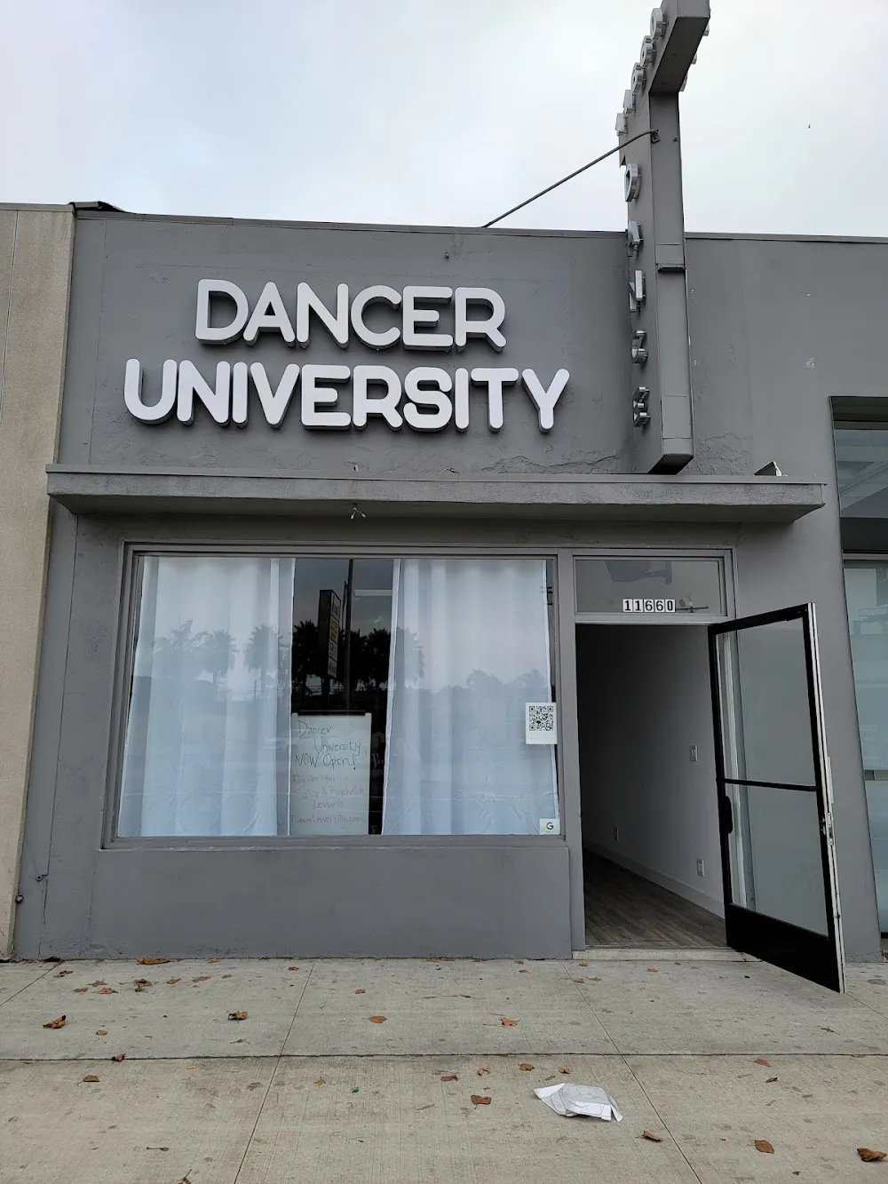 Dancer University studio