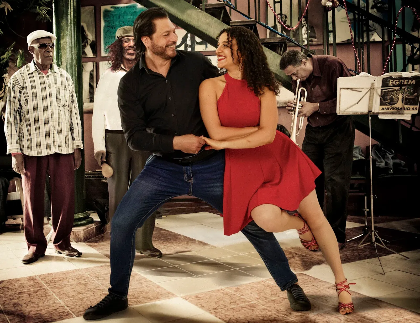 Bailando Salsa